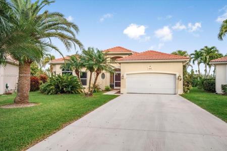 2813 Augusta Ln