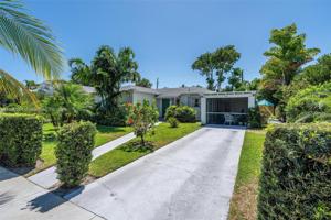 221 Princeton Dr