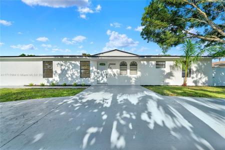 25400 SW 127th Ave