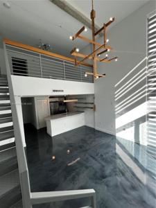 7744 Collins Ave