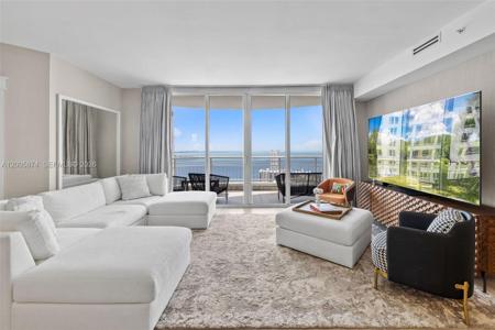 848 Brickell Key Dr
