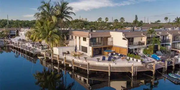 2785 NE 165th Ter Unit 90 Feet Dock