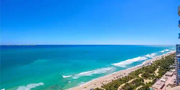 9999 Collins Ave