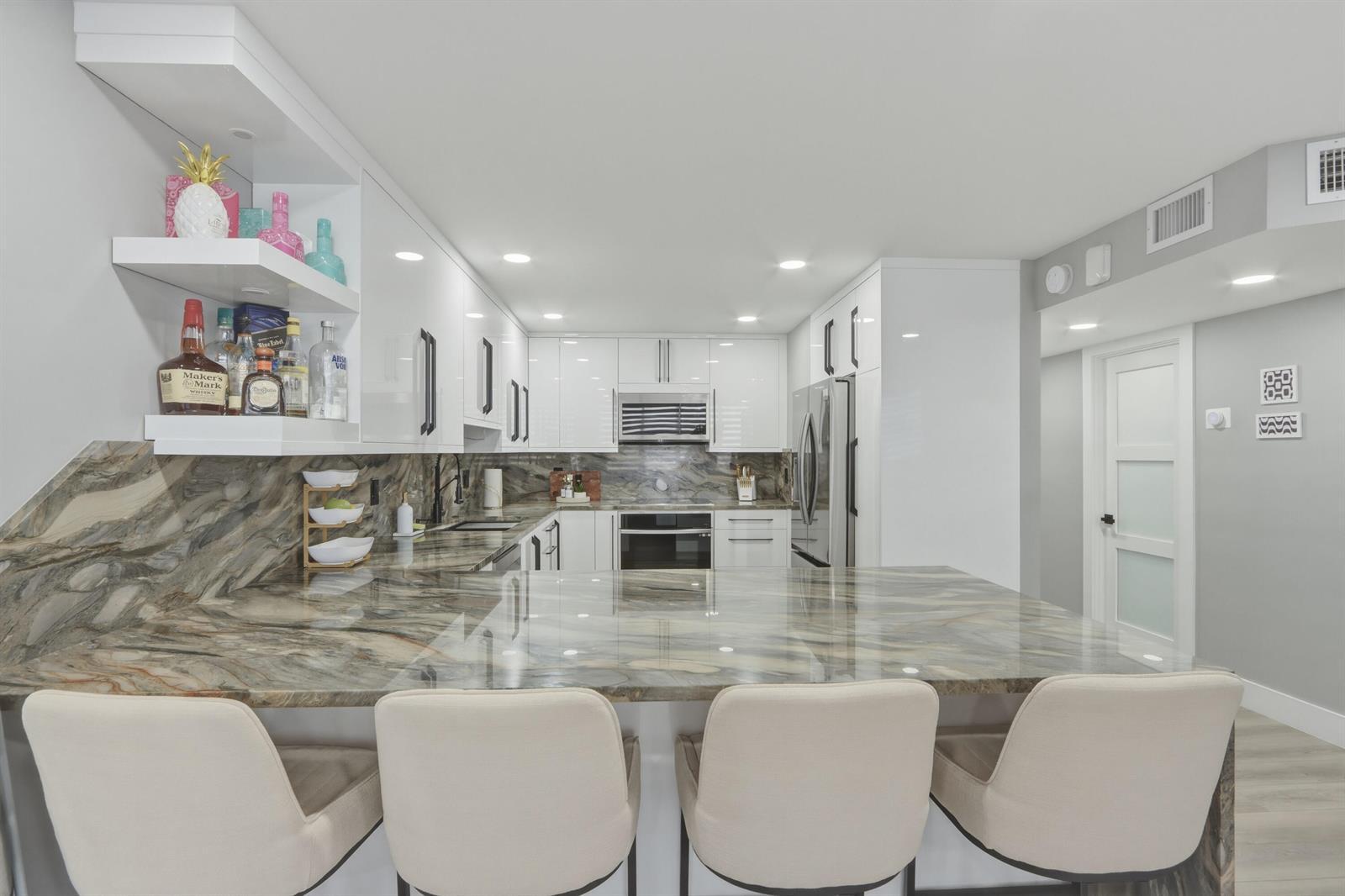 Image 2: Kitchen