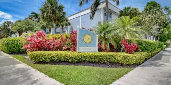 505 NE 20th Ave Unit 211