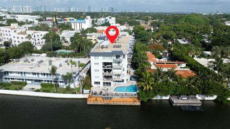2455 Flamingo Dr