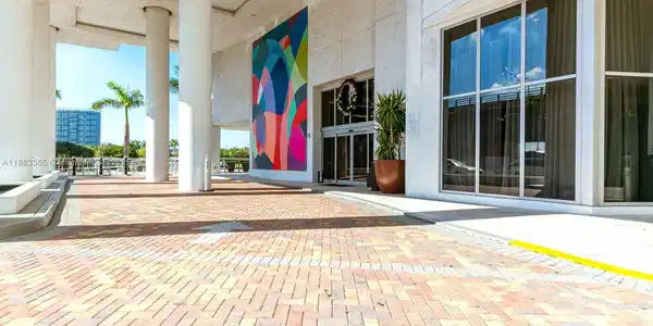 4010 S Ocean Dr