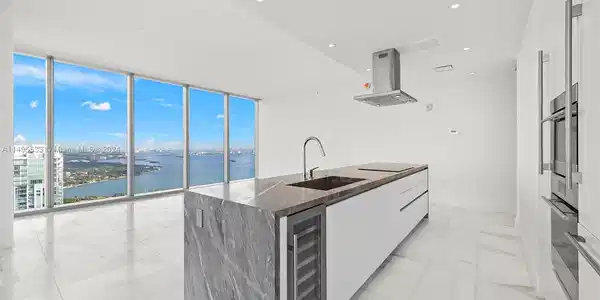 700 NE 26th Terrace