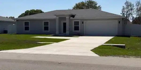 2490 SW Bayshore