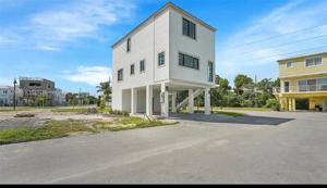94825 Overseas Hwy
