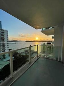 1000 West Ave