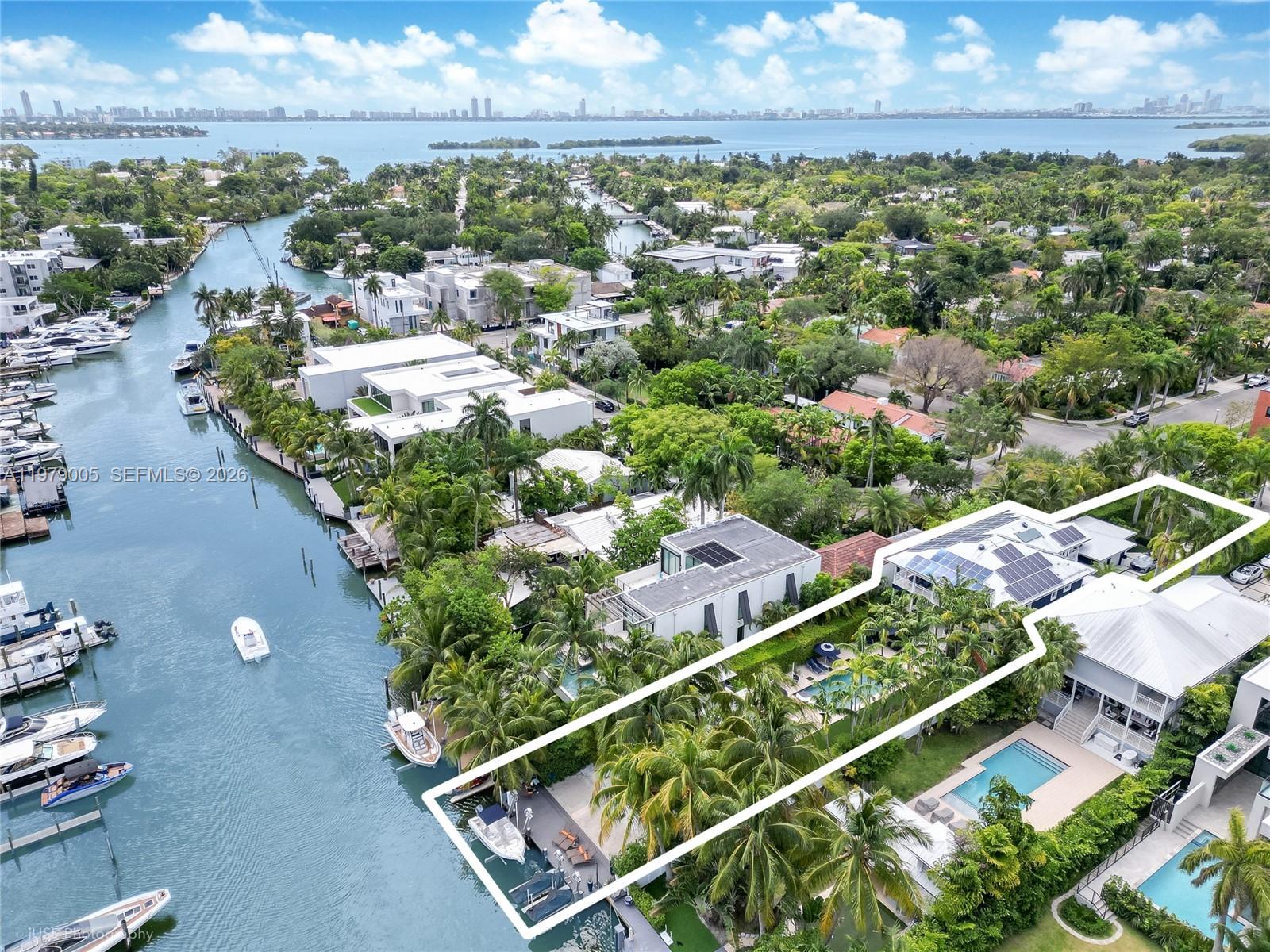 Image 1: Direct Biscayne Bay Waterfront Estate