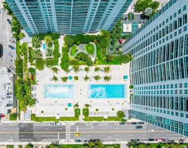950 Brickell Bay Dr