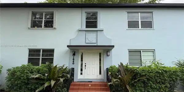7840 SW 55th Ave