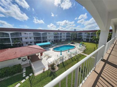 580 Egret Dr
