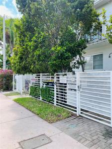1560 Meridian Ave