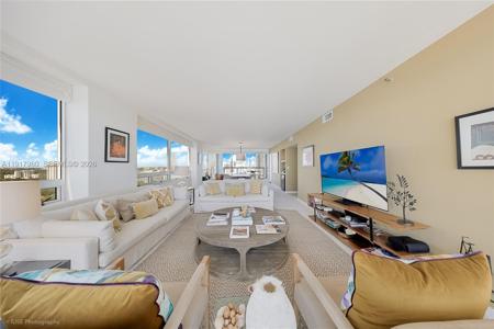 1541 Brickell Ave
