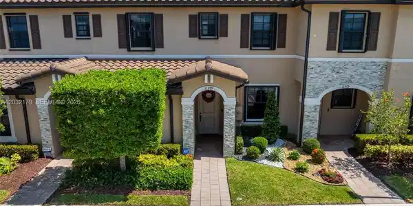 11379 SW 248th Ter