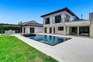 415 Holiday Dr