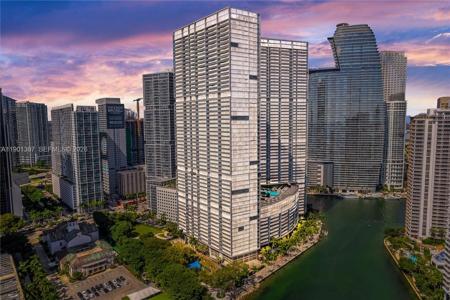 495 Brickell Ave