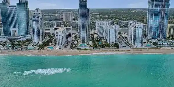 3101 S Ocean Dr