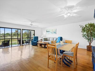 9109 SE Riverfront Ter