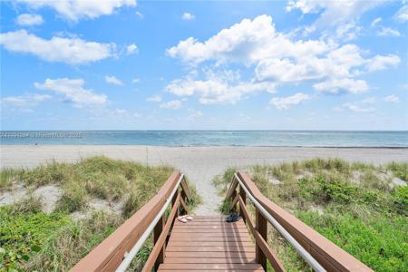 400 Ocean Trail Way