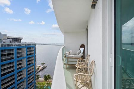 2101 Brickell Ave