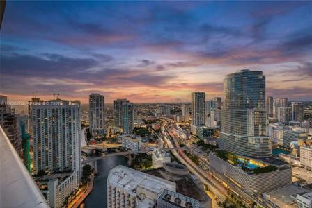 200 Biscayne Boulevard Way