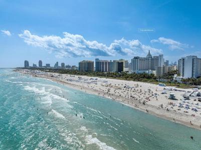 1623 Collins Ave