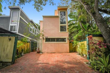 2790 SW 22nd Ave
