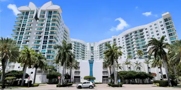 7910 Harbor Island Dr Unit 1204