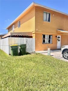 47 NE 12th Ave