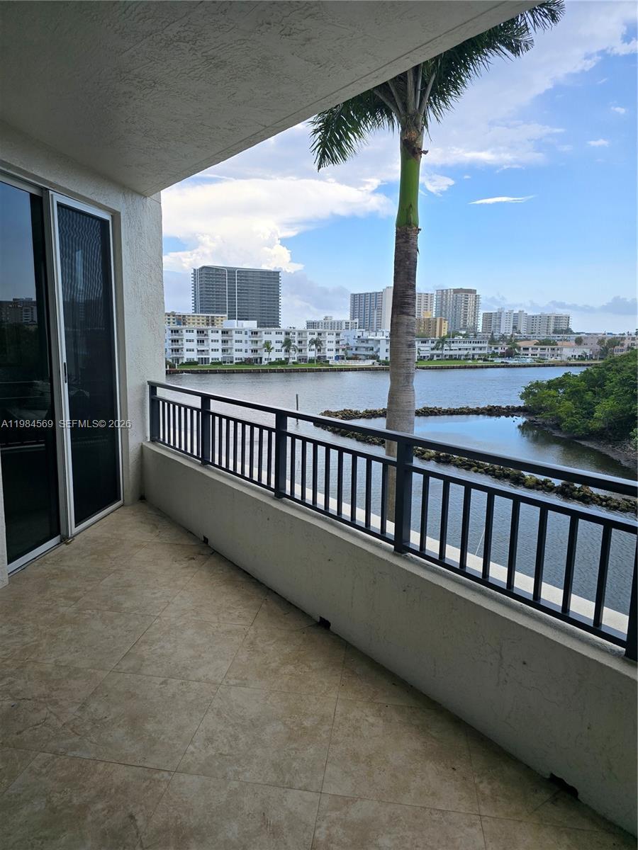 Image 1: Balcony from Primary