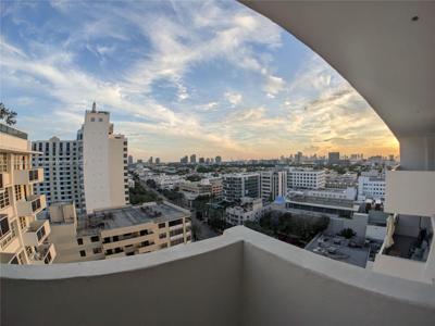 100 Lincoln Rd
