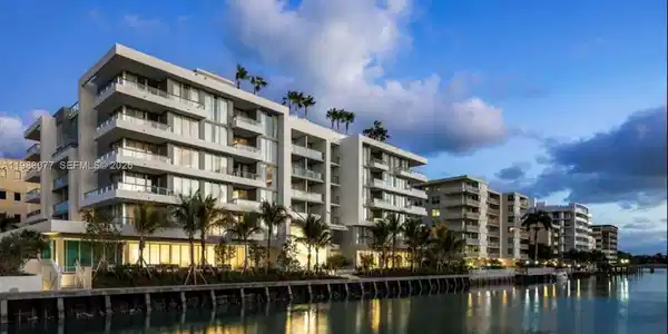 9540 W Bay Harbor Dr
