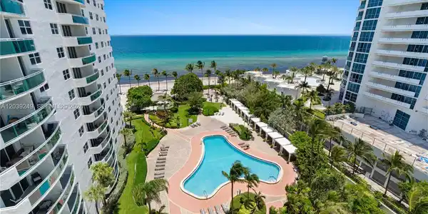 3001 S Ocean Dr