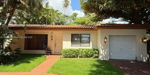 12942 Ixora Rd