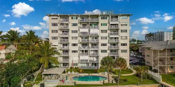 629 SE 19th Ave