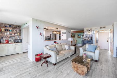 4000 Towerside Ter