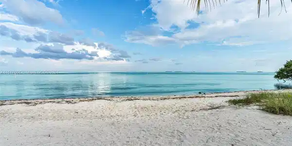 113 Costa Bravo Dr