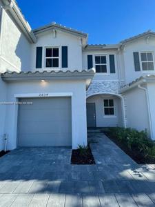 2634 SE 11th Ct