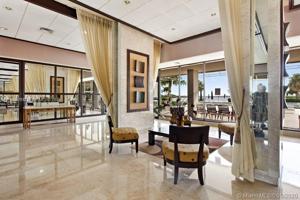 300 Bayview Dr Unit 509
