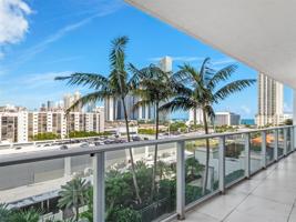 300 Sunny Isles Blvd