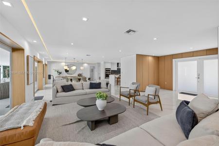 1001 Diplomat Pkwy