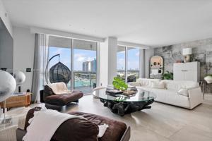 10 Venetian Way Unit 1103