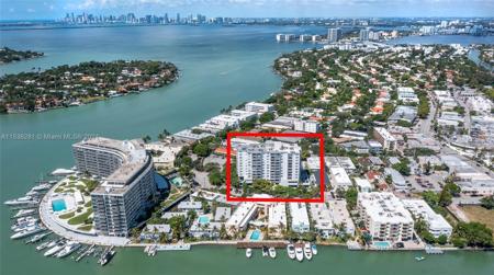 6900 Bay Dr