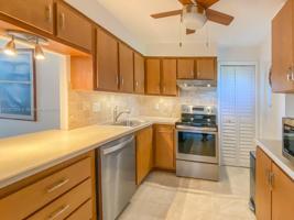 250 NW 67th St Unit 417