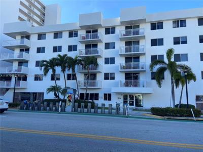 1666 West Ave