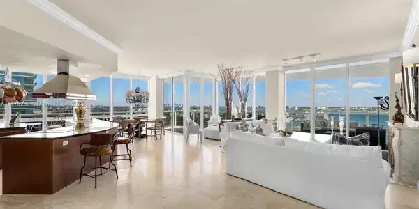 10225 Collins Ave
